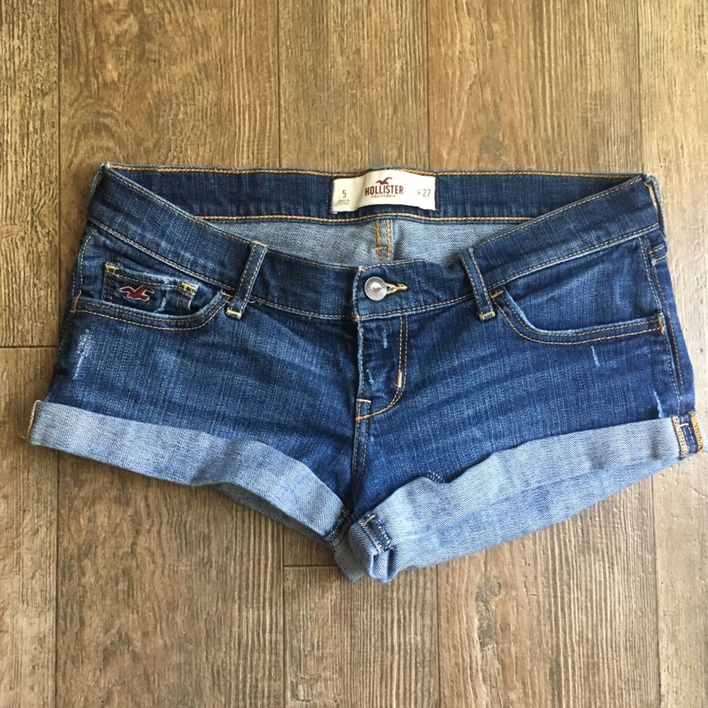 Hollister Lightly Distressed Denim Shorts Sz 27